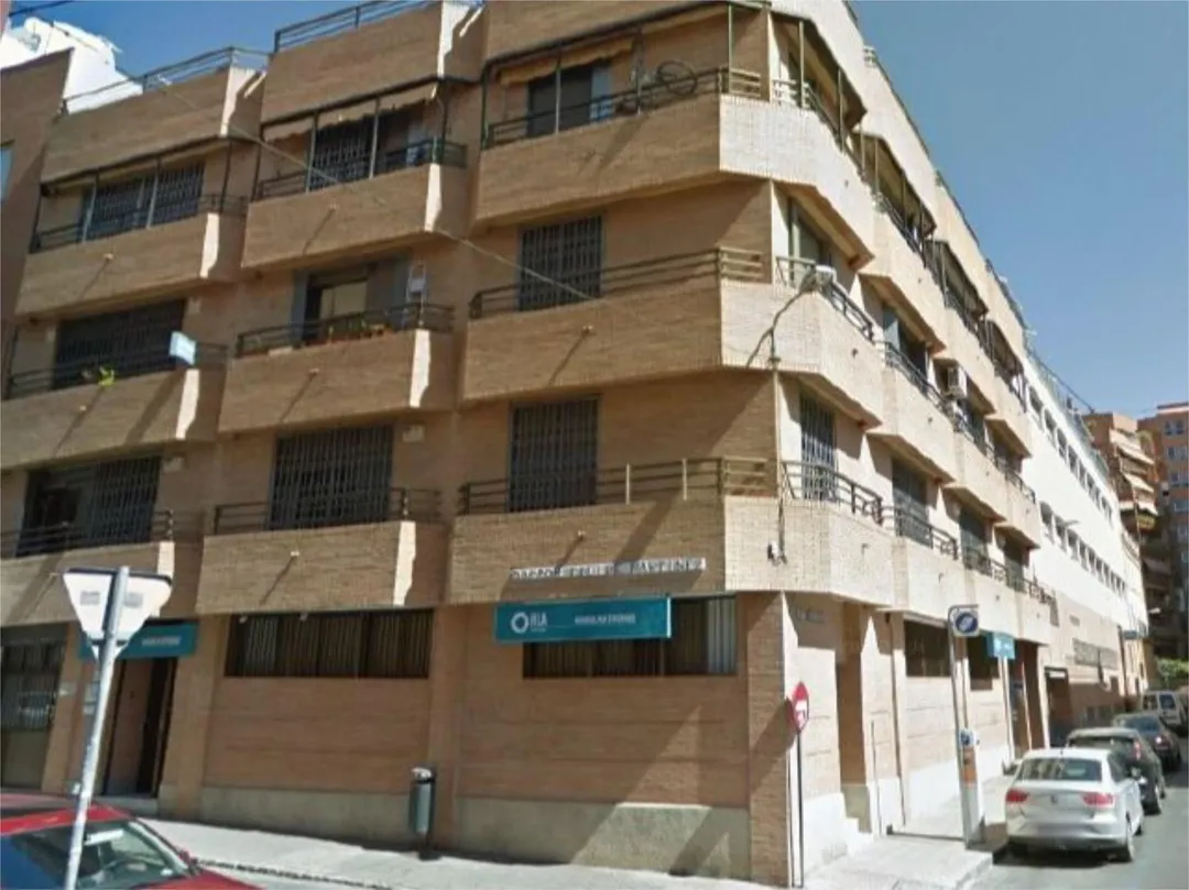 Piso en  Calle San Ignacio 7