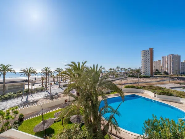 Piso en avenida de Niza, 35