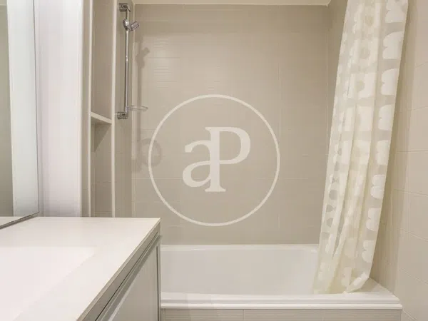 Piso en Calle d'Armando Palacio Valdés, Exposició - Foto 28