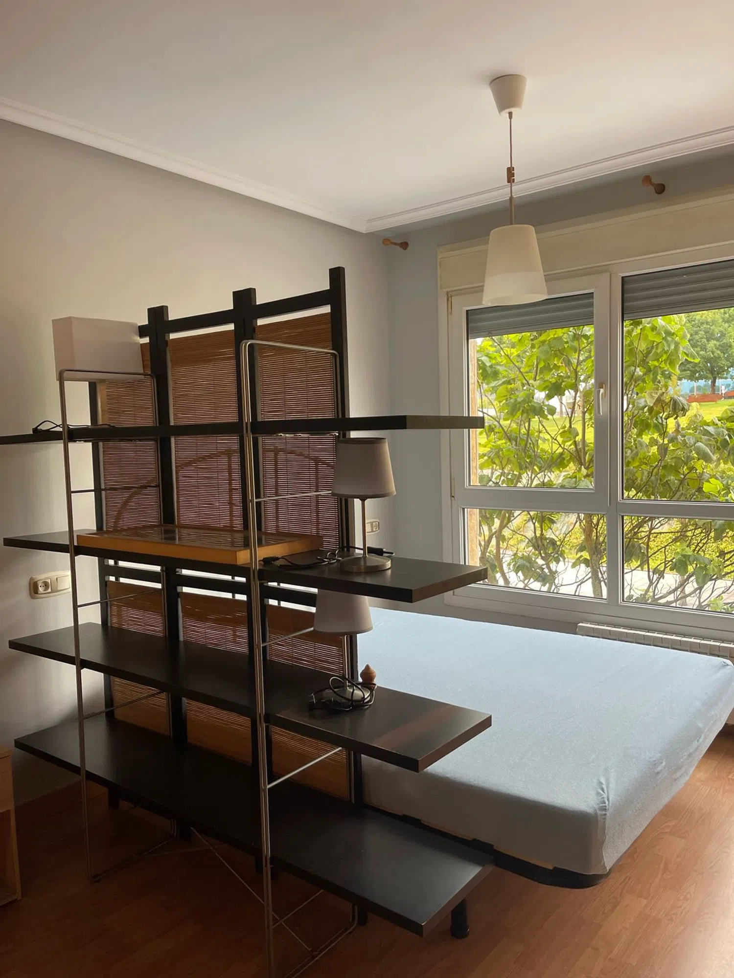 Estudio en avenida Roma, 8 - Foto 2