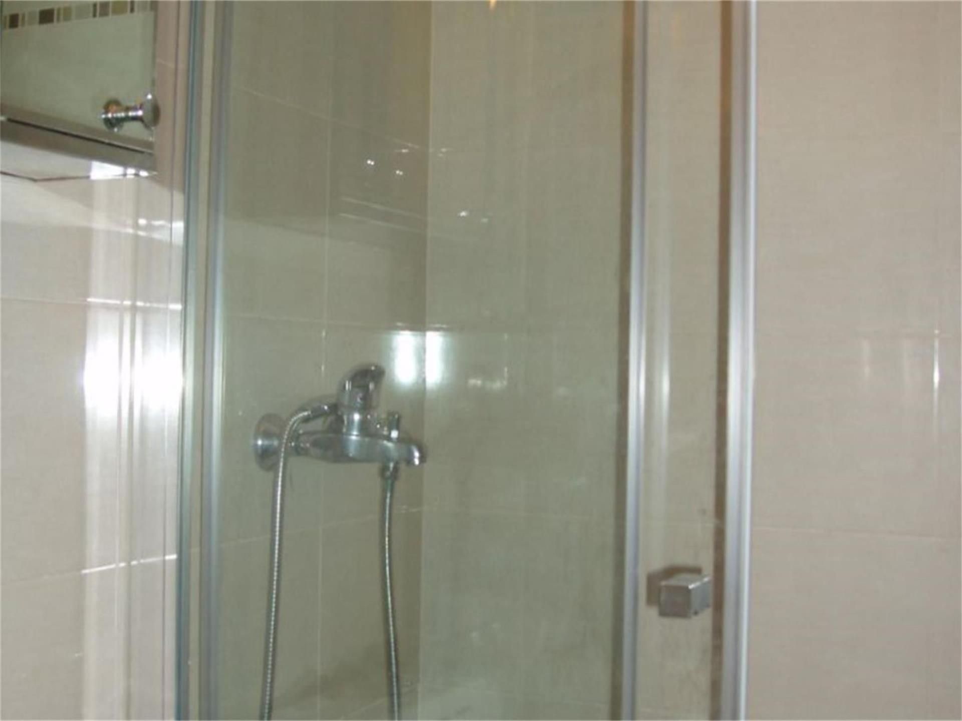 Piso en  Avenida de Villamayor 86 - Foto 13