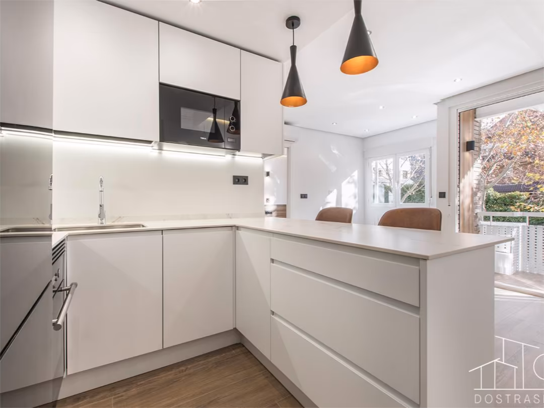 Piso en  Calle de Arturo Baldasano 7 - Foto 2