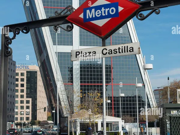 Piso en plaza Castilla, 5 CuatroAmigos - Foto 8