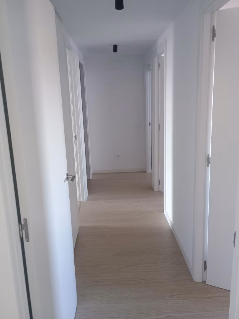 Piso en  Carrer Albares 24 - Foto 5