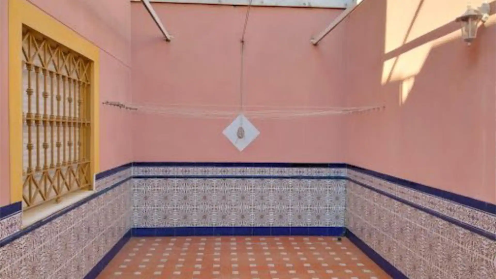 Casa adosada en  Avenida Ingeniero José Luis Prats 1 - Foto 15