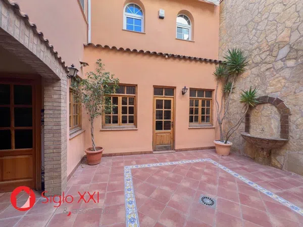 Casa o chalet independiente en Calle Falcons, 19 - Foto 1
