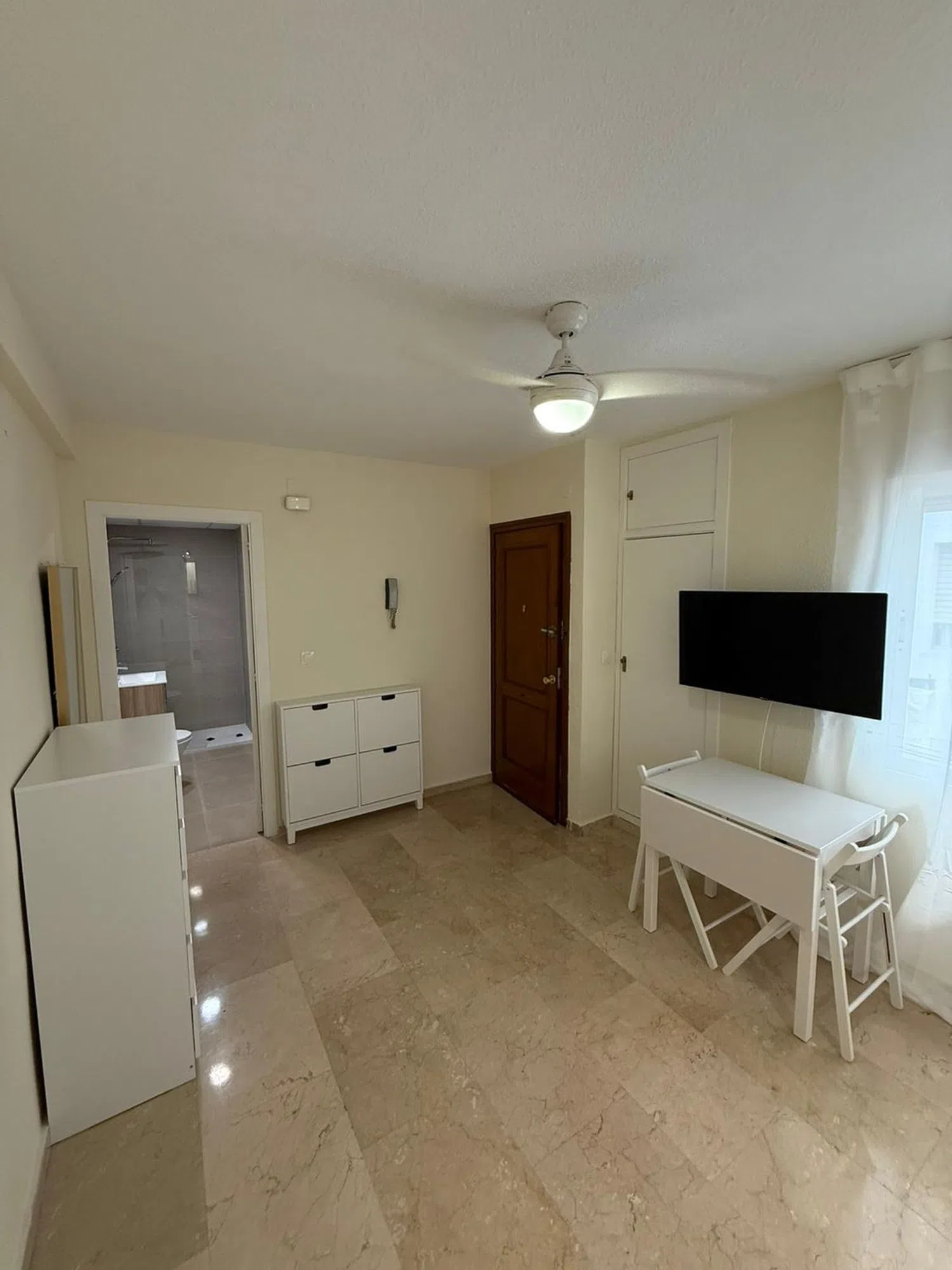 Estudio en calle Villa de Rota, 7 - Foto 1