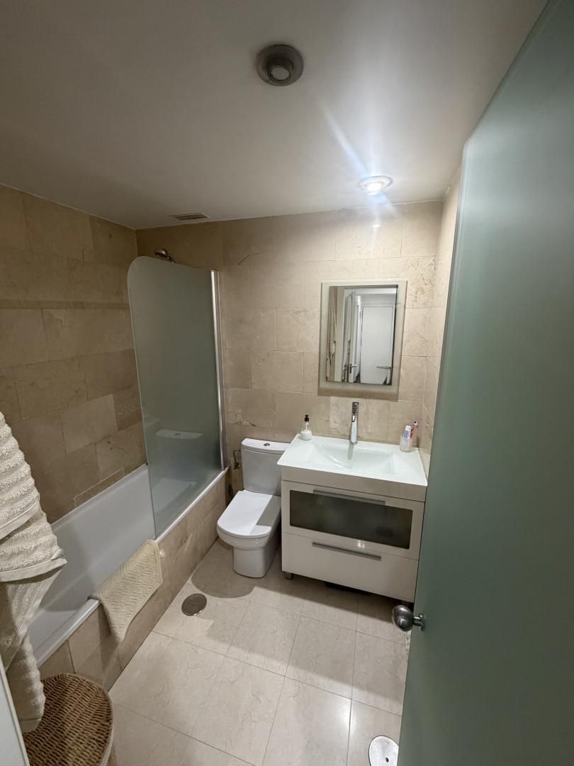 Piso en  Calle de María Sevilla Diago 36 - Foto 14