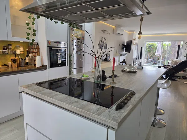 Casa independiente en avenida Alpandeire, 109 - Foto 10