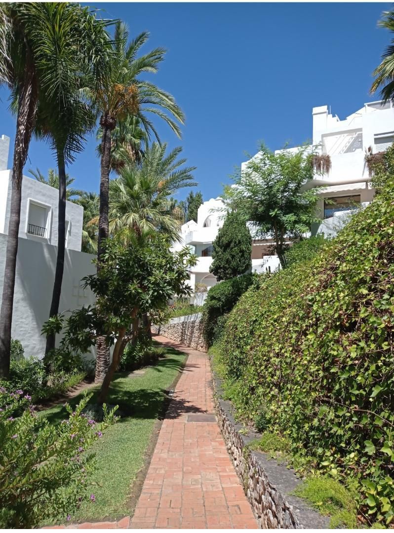 Piso en  Avenida Casarabonela 19 - Foto 2