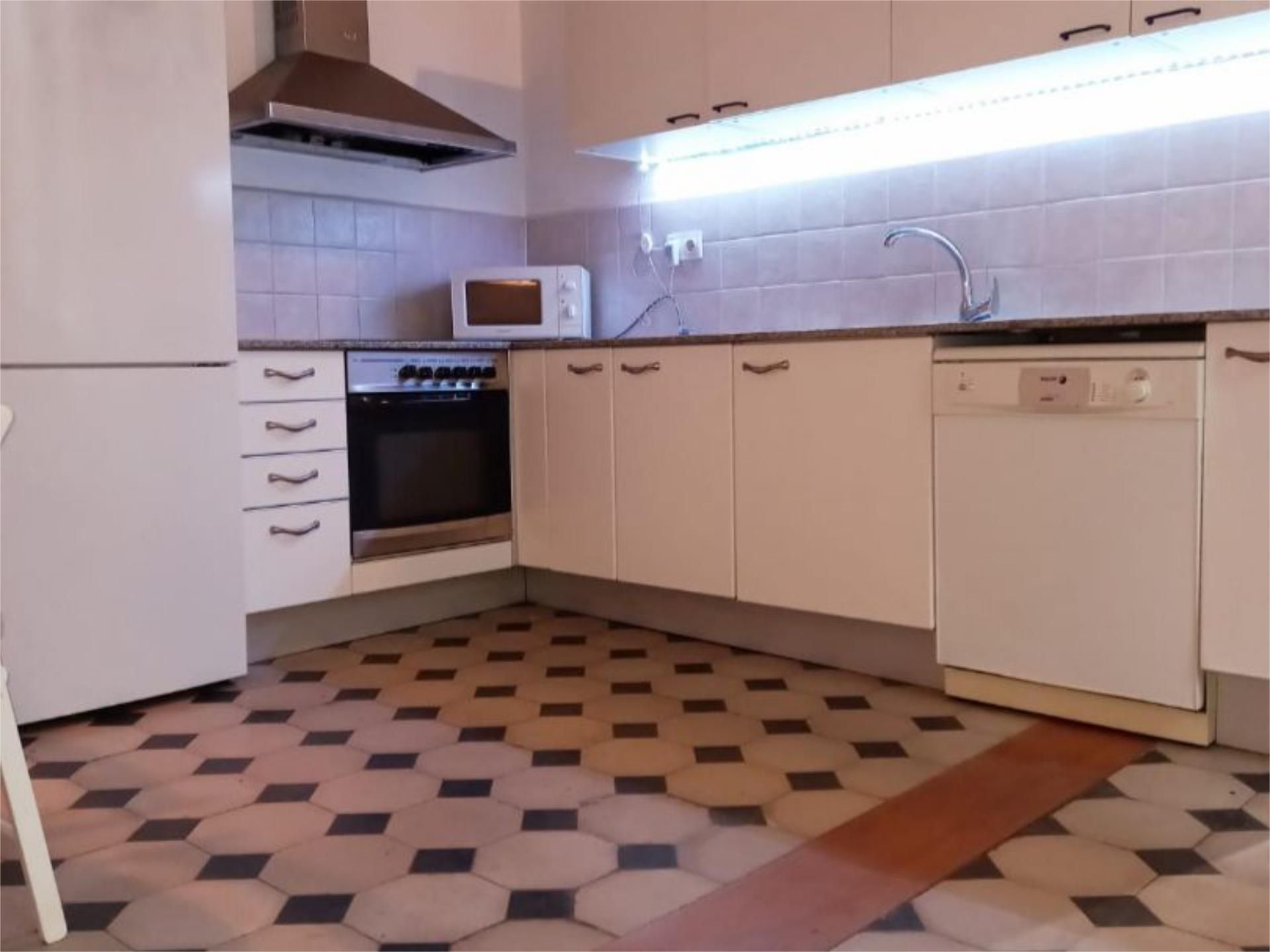 Piso en  Carrer dels Escudellers 5 - Foto 4