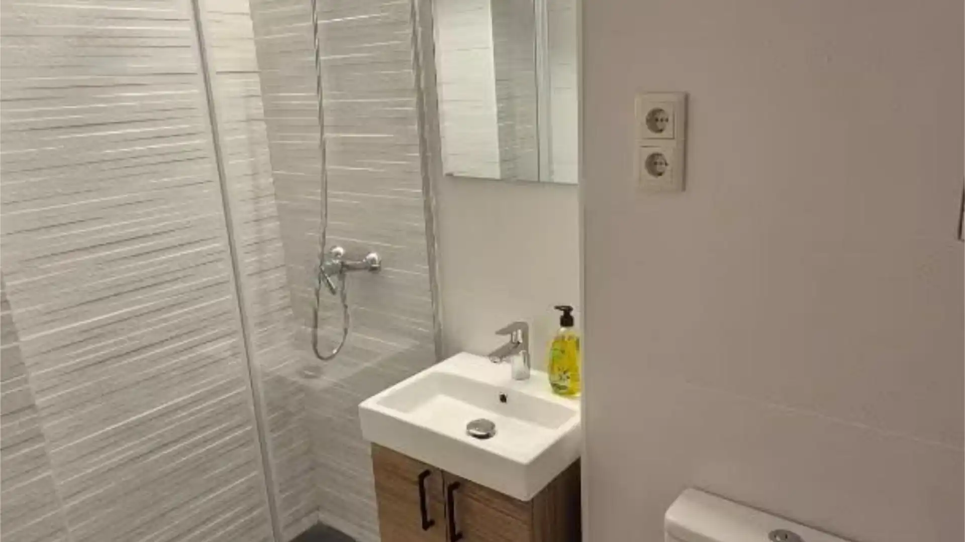 Piso en  Calle de Santander 8 - Foto 8