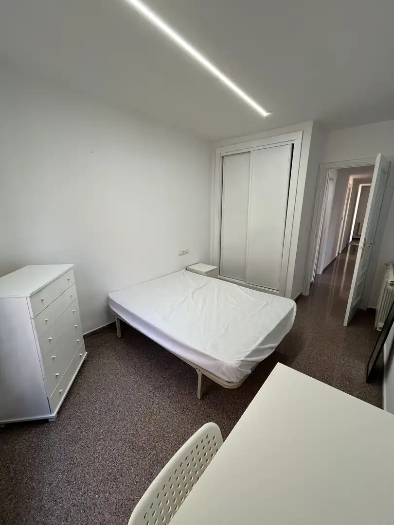 Piso en  Carrer Sant Blai 8 - Foto 3