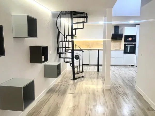 Dúplex en calle del Marqués de Leis, 20