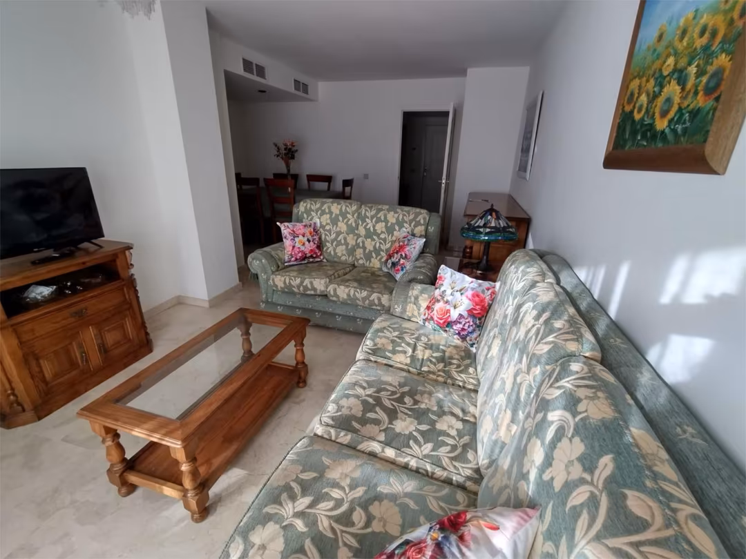 Piso en  Avenida General López Domínguez 2c