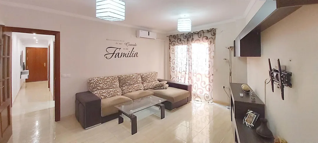 Piso en  Calle Andrés Segovia 43 - Foto 2