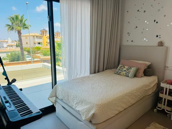Casa o chalet independiente en Avenida Torrevieja Mz II, 27 -1, Monte Zenia - Foto 37