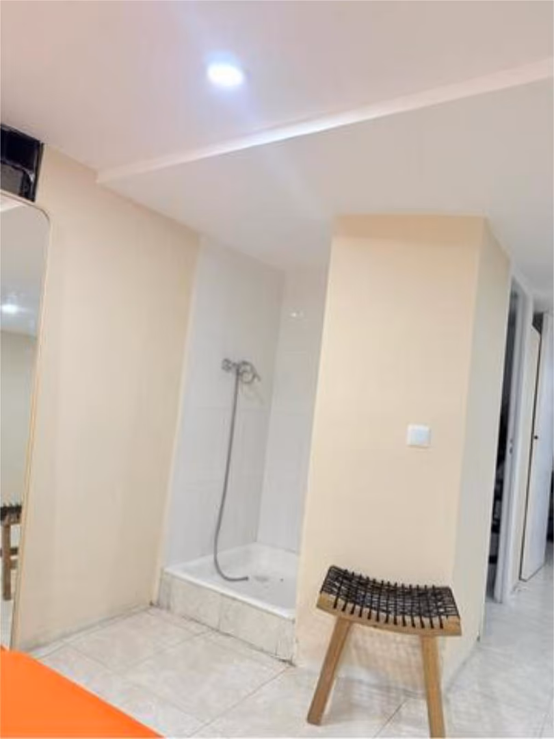 Estudio en Ciutat Vella - Foto 4