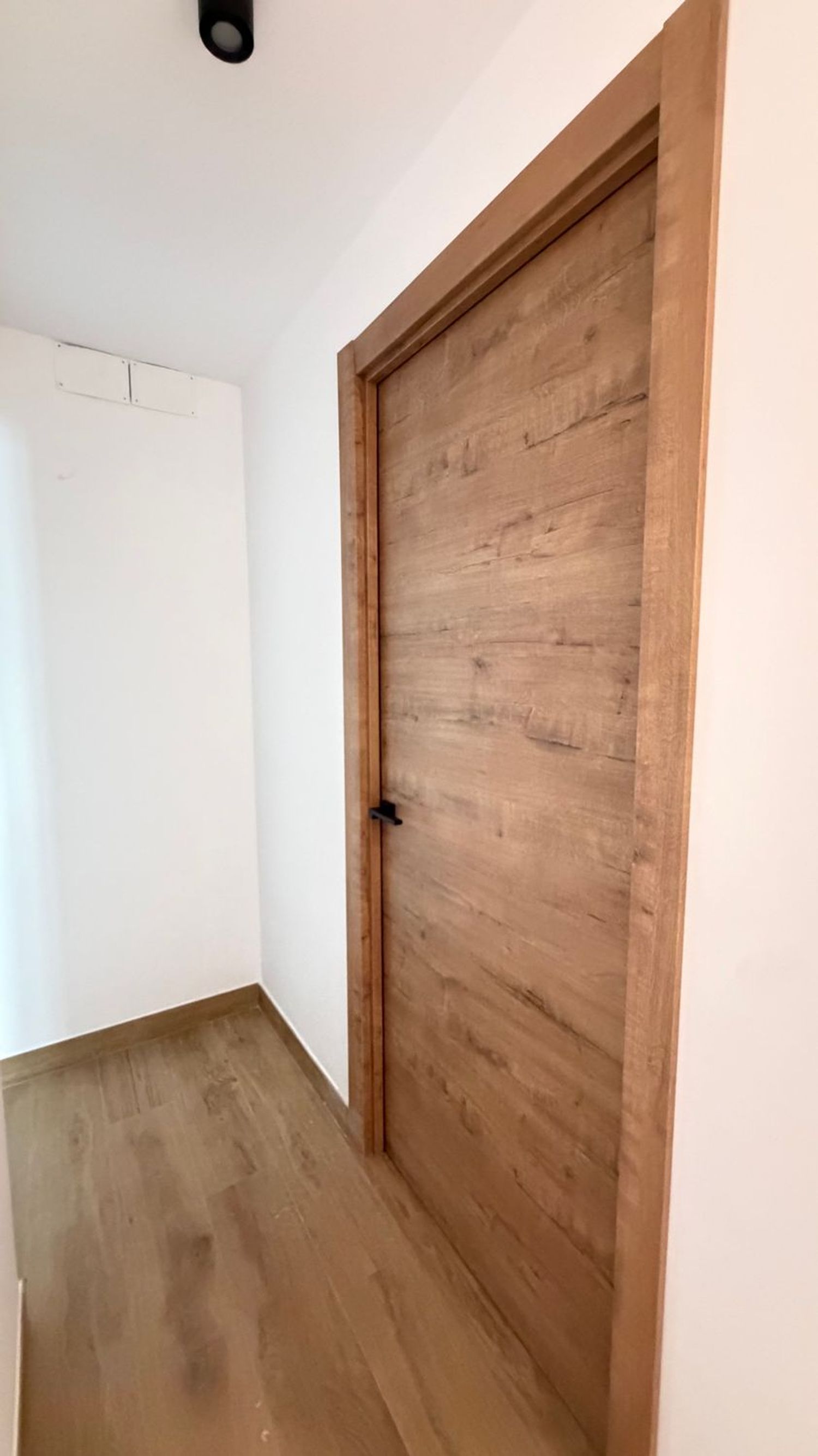 Chalet adosado en Mairena del Alcor - Foto 2