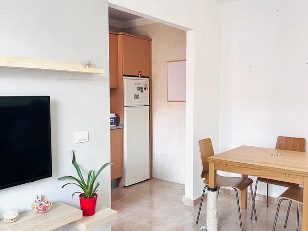 Piso en calle Isla de la Graciosa, 41 - Foto 5