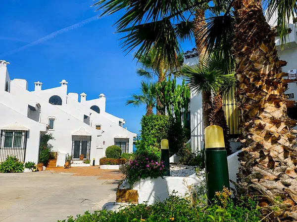 Chalet adosado en Hacienda Torrequebrada - Foto 4