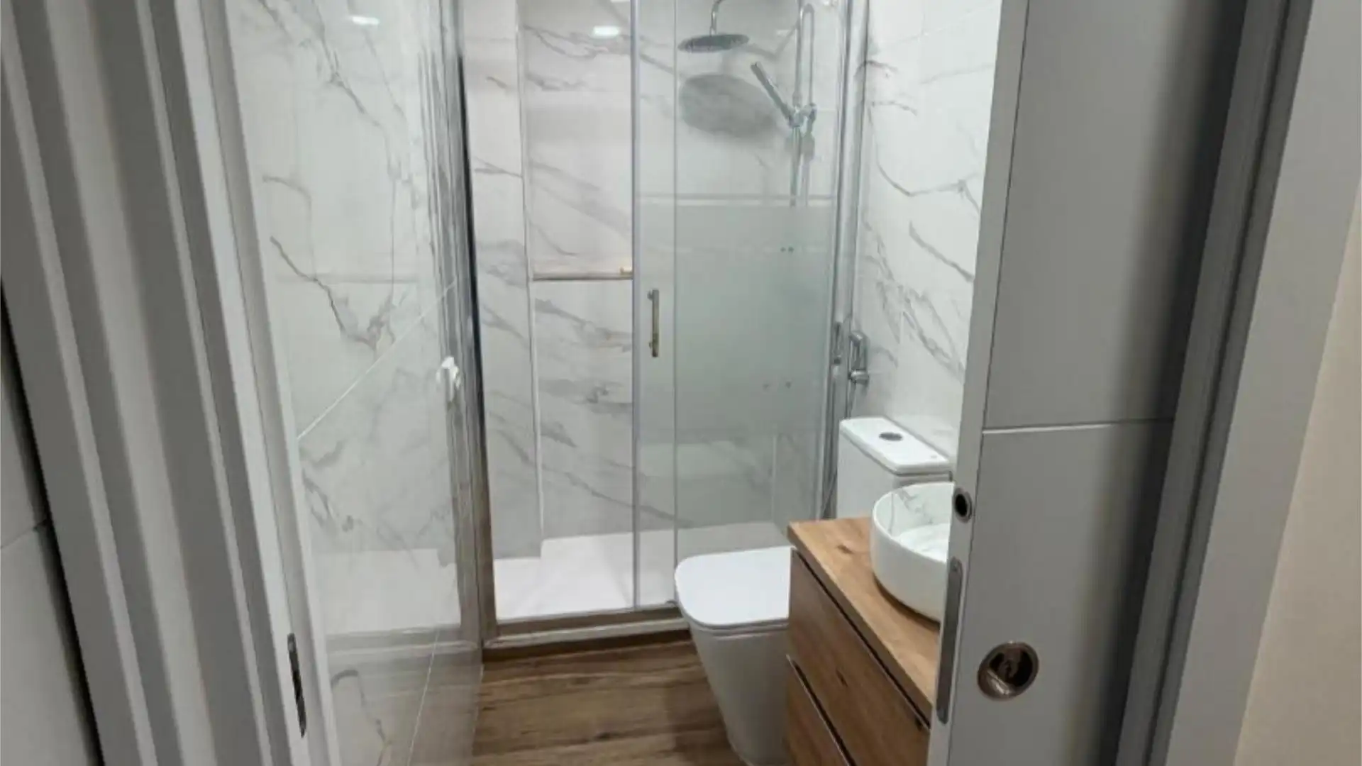 Piso en  Carrer de Vilamarí 58 - Foto 13