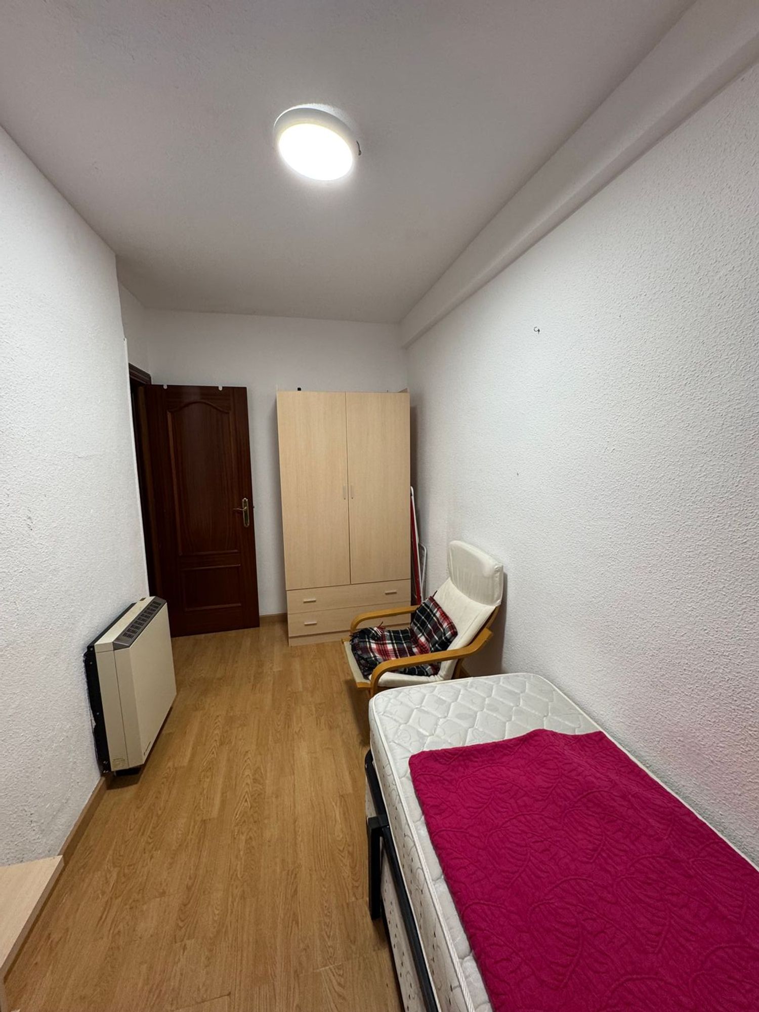 Piso en Reyes Católicos - Foto 7