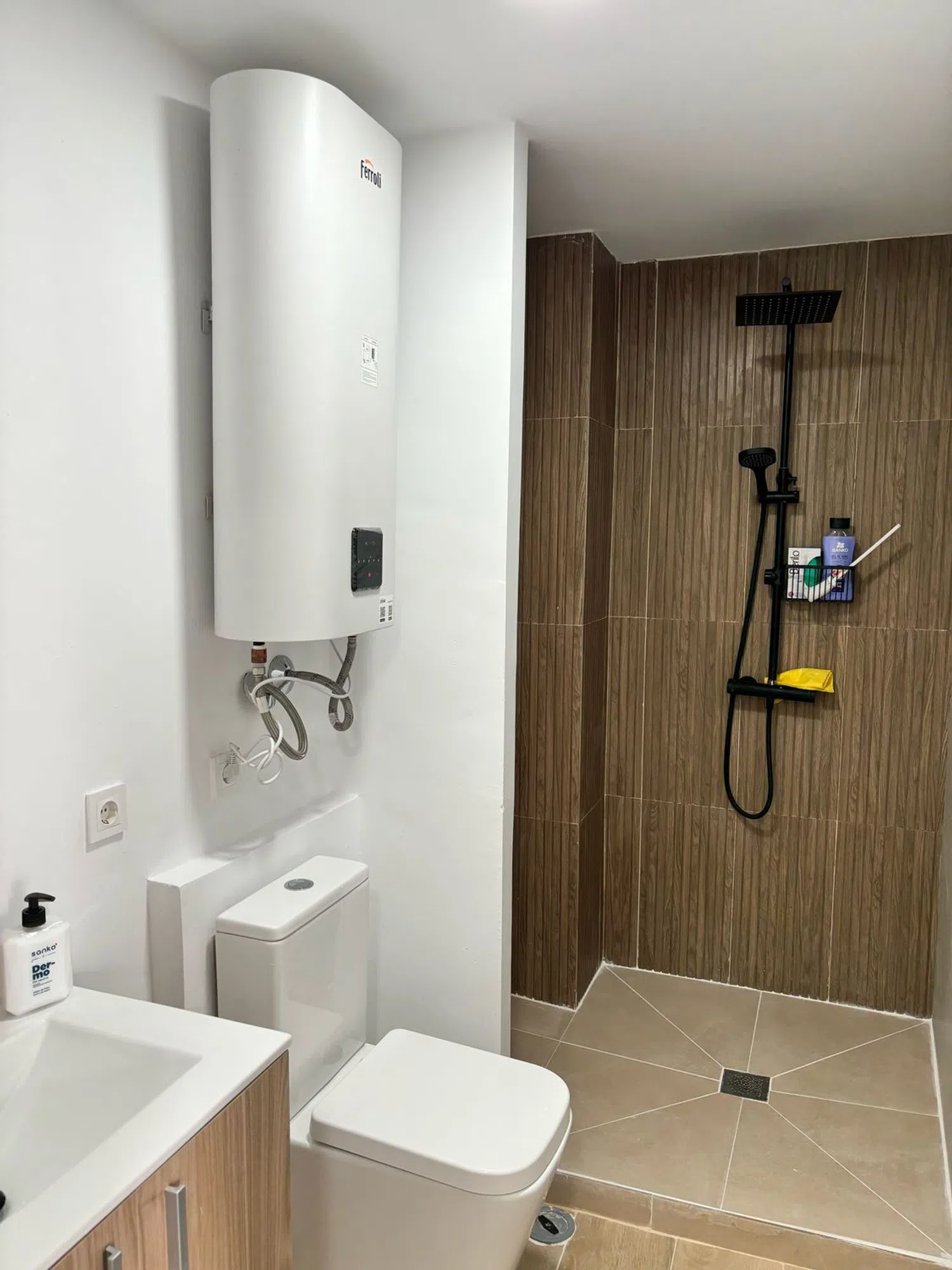 Estudio en avenida Ricardo Soriano, 27 - Foto 1