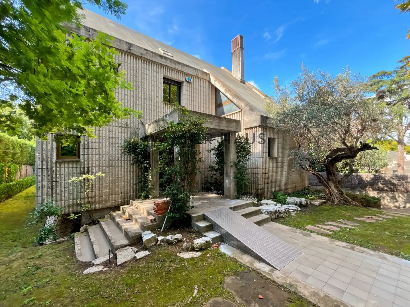 Chalet en  Carrer d'Àngel Guimerà - Foto 8