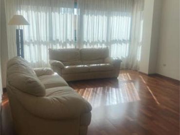 Piso en Juan Carlos I - Foto 2