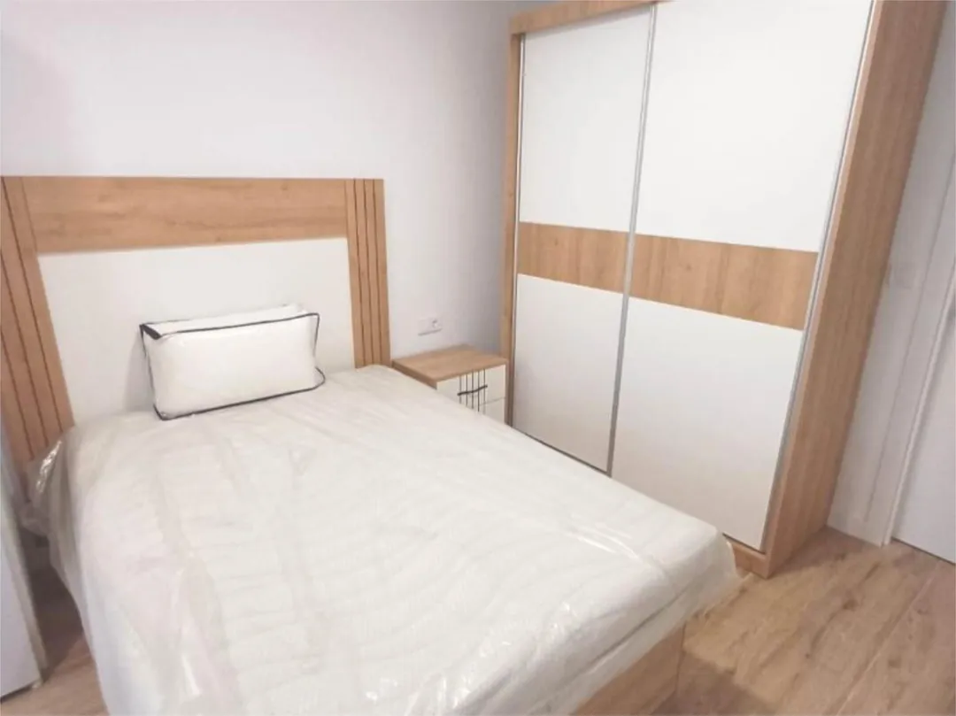 Piso en  Calle Pintor Espinosa 16 - Foto 14