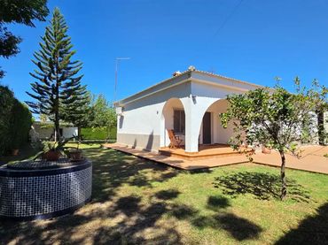 Chalet en  Calle Monasterio Santa Inés 2 - Foto 4