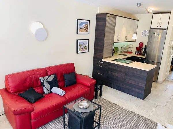 Estudio en Calle Bélgica, 54 - Foto 1