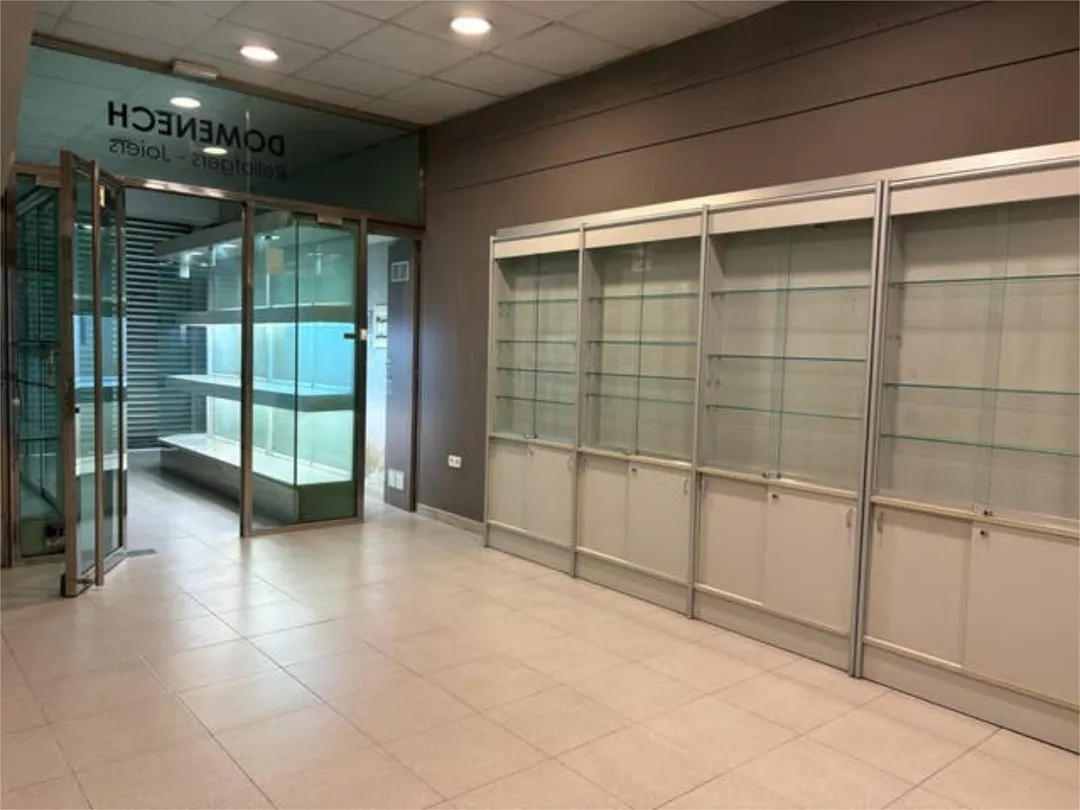 Local comercial en Centro - Foto 4