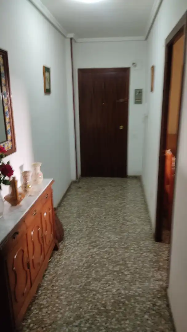 Piso en  Carrer de Joan d'Àustria 17 - Foto 4