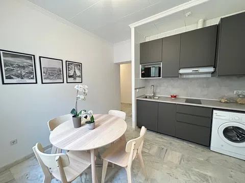 Estudio en calle de las Infantas, 6