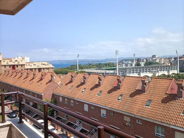 Piso en Avenida Cantabria, 11, La Pereda, La Pereda - Foto 1