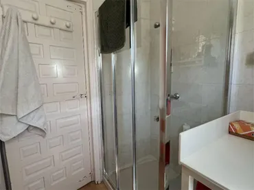 Piso en  Carrer Riu Alcorà 1 - Foto 18