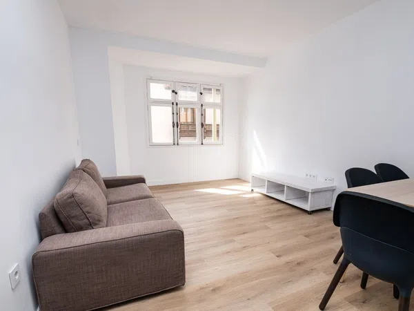 Piso en plaza de la Feria, 29