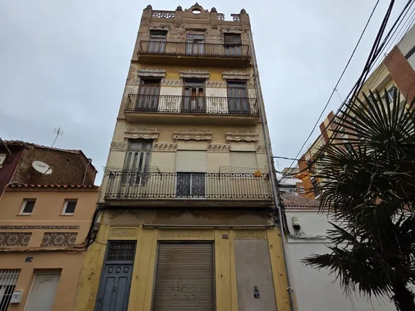 Edificio de uso mixto en El Cabanyal-El Canyamelar - Foto 1