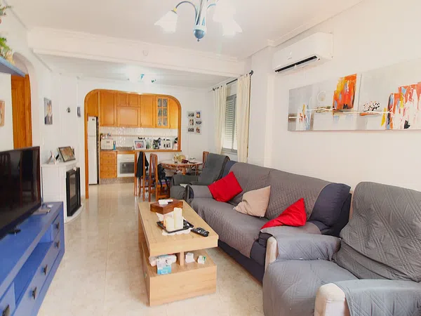Chalet adosado en Calle Baikal, 8, Zona Lago - Los Almendros - Foto 5
