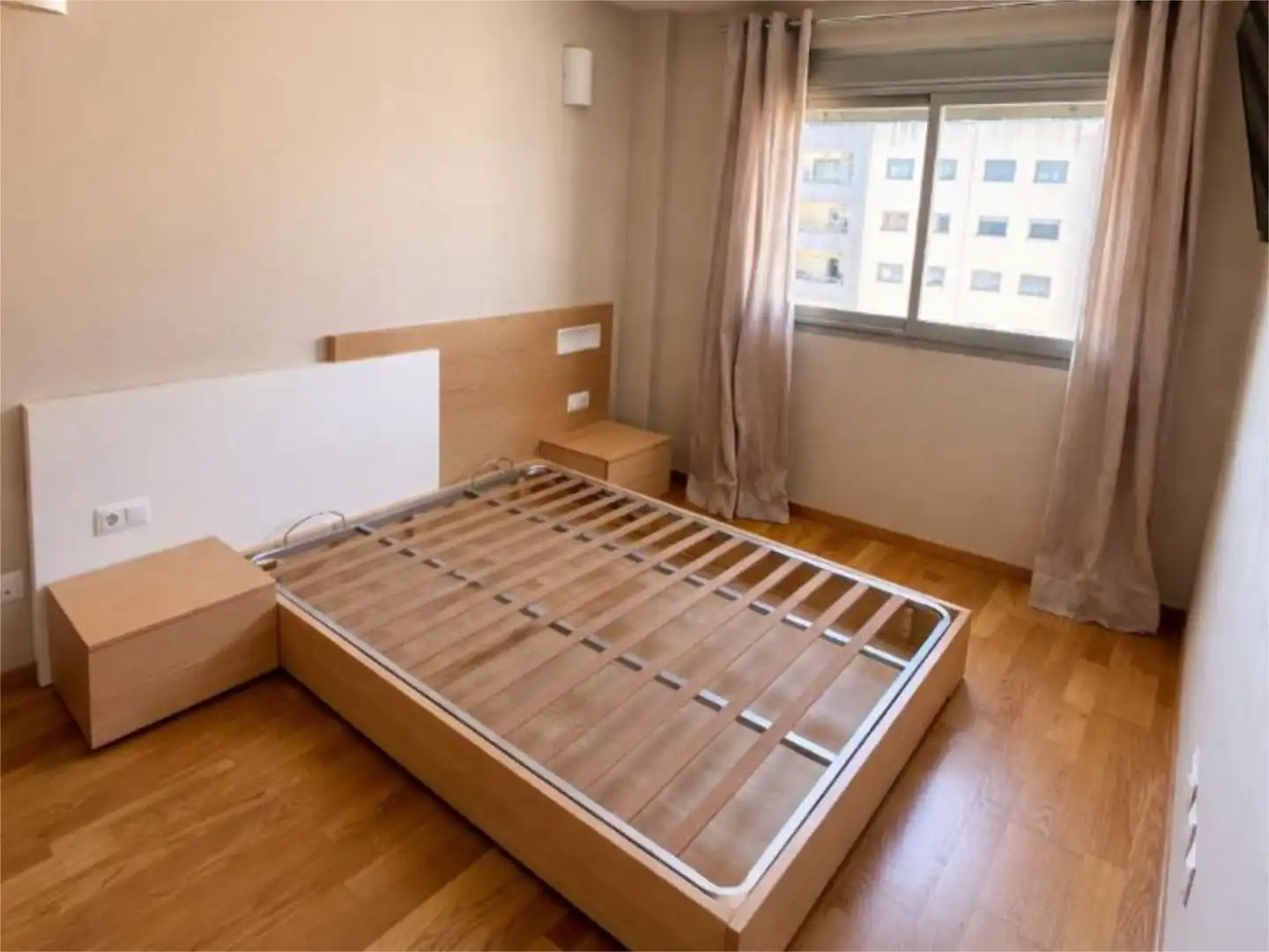 Piso en  Carrer de Pablo Iglesias 113 - Foto 12