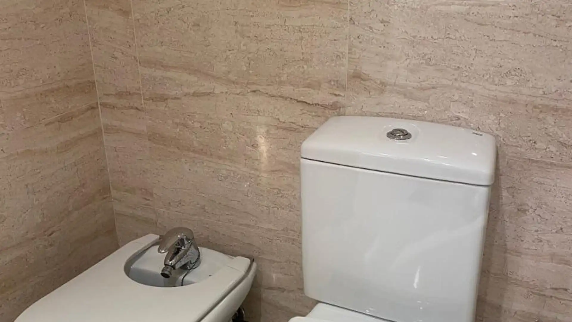 Piso en  Calle Platón 5 - Foto 5