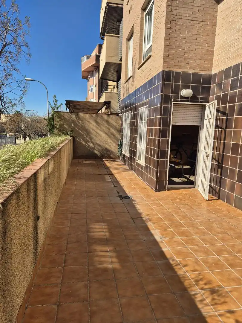 Piso en  Calle Albondón 9 - Foto 9