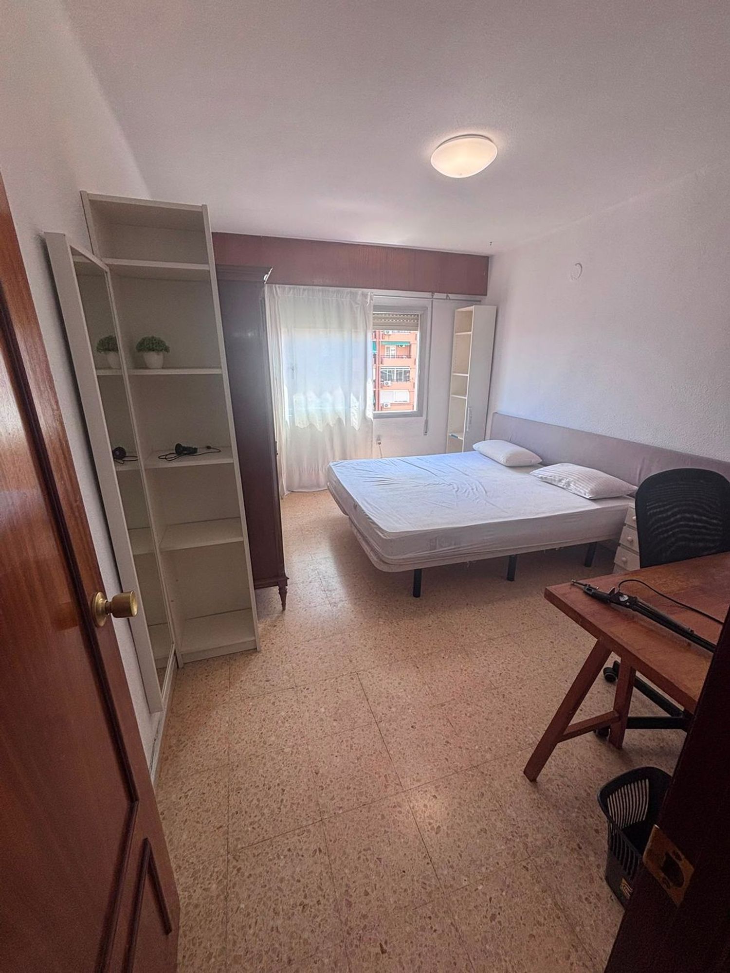 Piso en Plaza d'Hondures, Ciutat Jardí - Foto 7