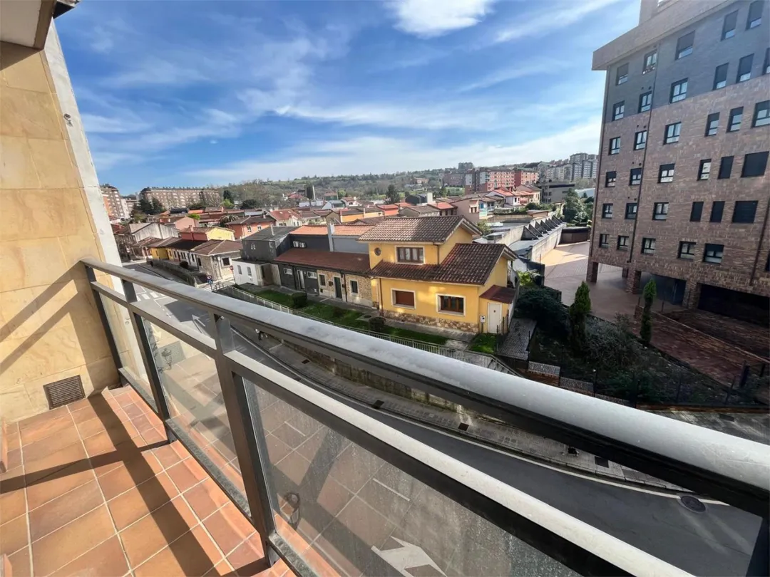 Piso en  Calle Darío de Regoyos 7-21 - Foto 6