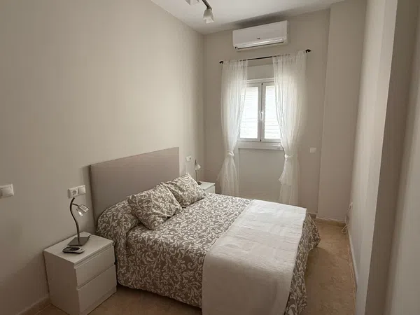 Piso en calle de Pedro Ortiz, 6