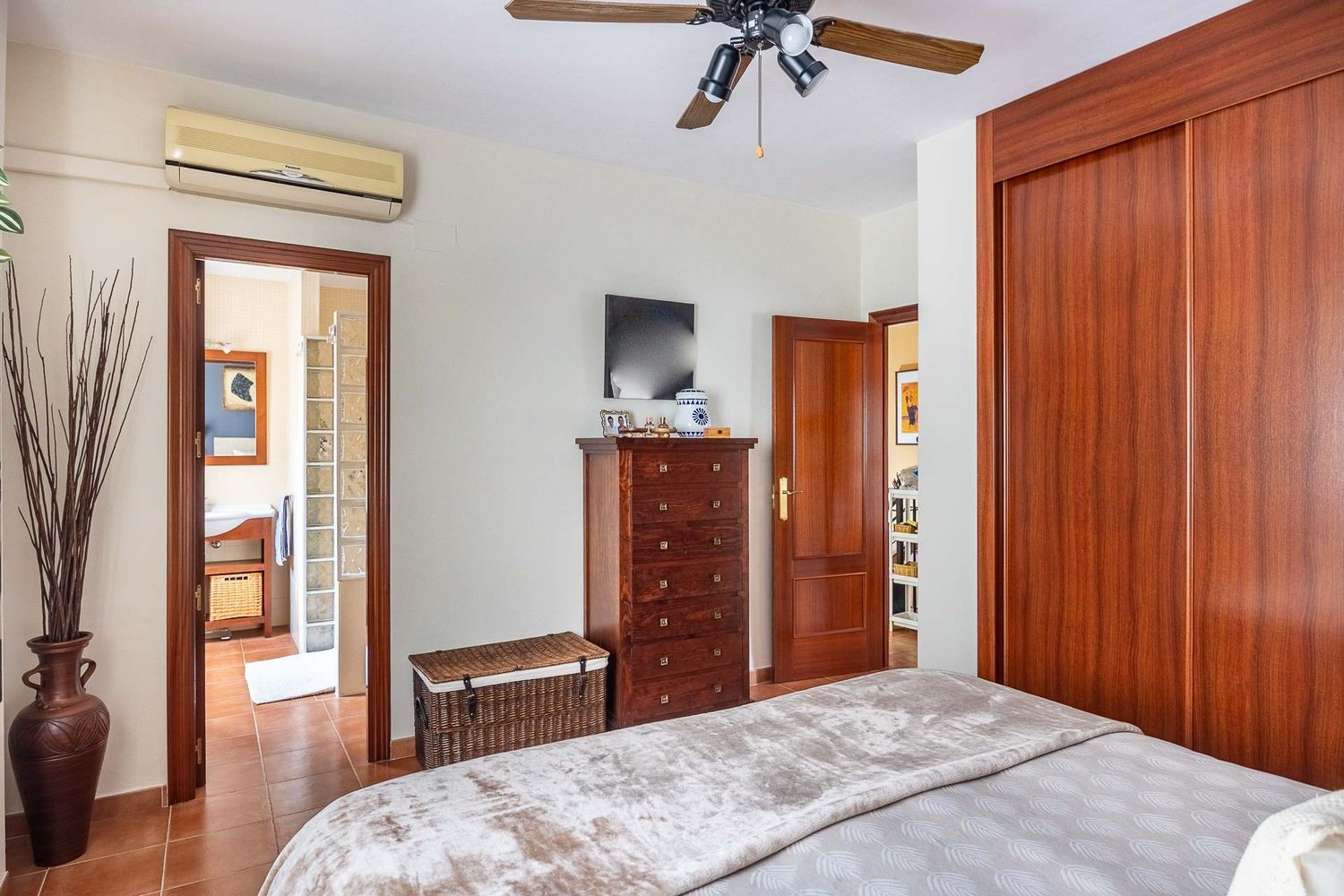 Chalet adosado en La Hacienda - Nueva Andalucía - Foto 19