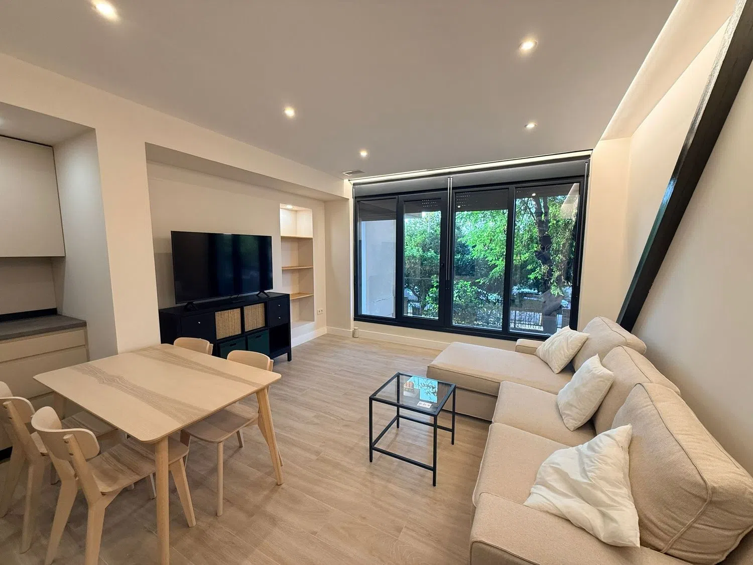 Piso en avenida de Kansas City, 42 - Foto 1