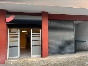 Local comercial en Mollet del Vallès - Foto 1